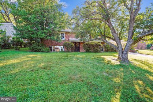 2119 Natahoa Ct, FALLS CHURCH, VA, 22043-1948 | Card Image