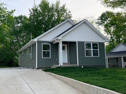 334 S Greensburg St, Hodgenville, KY, 42748 | Card Image