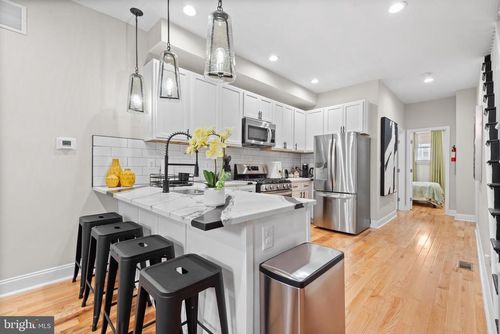 2219 E Chase Street, BALTIMORE, MD, 21213 | Card Image