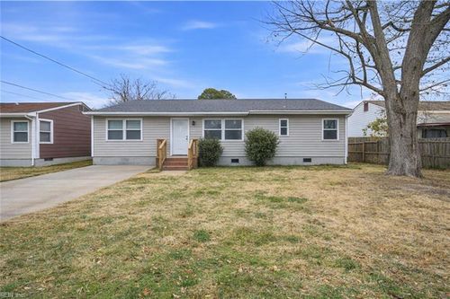 1307 Colebrook Dr, Hampton, VA, 23669-2439 | Card Image