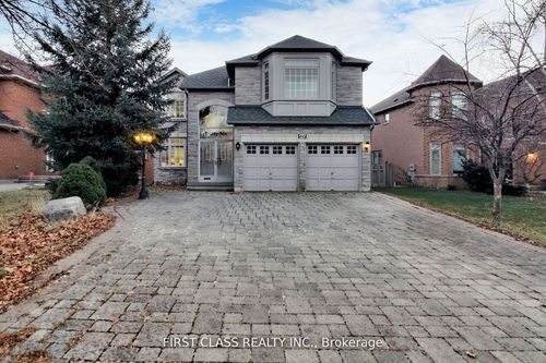 46 Alpine Cres, Richmond Hill, ON, L4S1W4 | Card Image