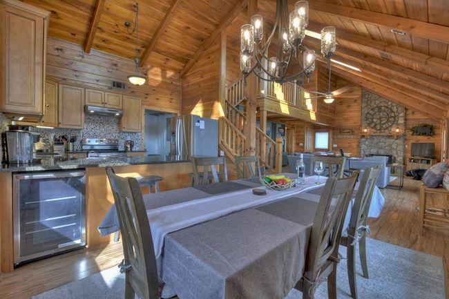 368 Walnut Rdg, Home with 4 bedrooms, 2 bathrooms and null parking in Ellijay GA | Image 19