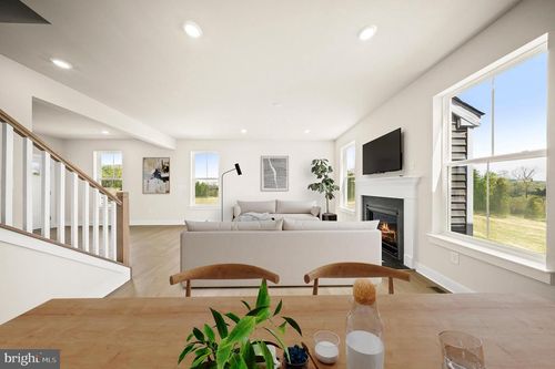 101 Steiner Way, Perkiomenville, PA, 18074-8701 | Card Image