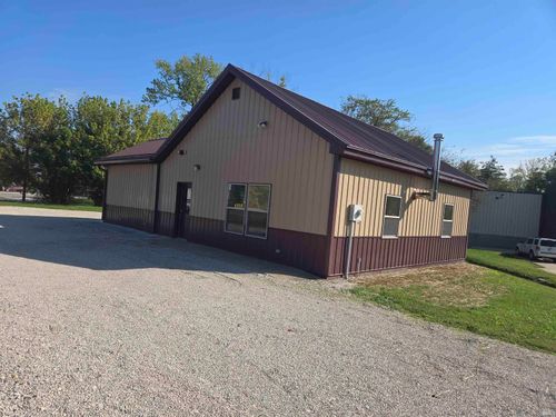 121 W State Route 68, Lynnville, IN, 47619-2040 | Card Image