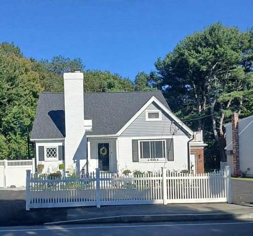 42 Walnut St, Saugus, MA, 01906-1931 | Card Image