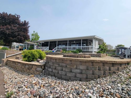 10001 E Goodall, Vernon Township, MI, 48429 | Card Image