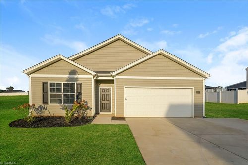 578 Towhee Trl, Lexington, NC, 27295-8939 | Card Image