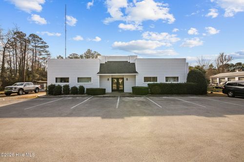 2305 Trent Rd, New Bern, NC, 28562-2017 | Card Image