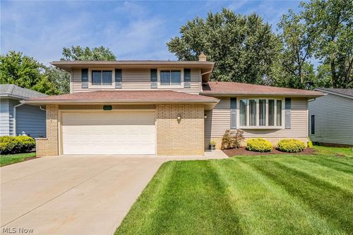 7741 E Linden Lane, Parma, OH, 44130 | Card Image