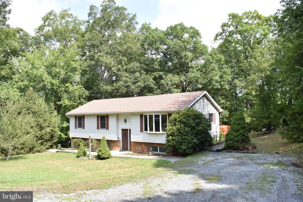 Little Creek Trl, Berkeley Springs, WV 25411