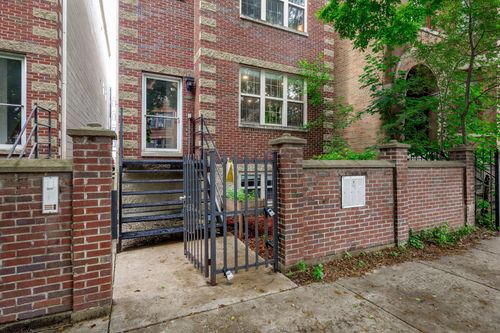 1-2710 Haddon Ave, CHICAGO, IL, 60622-3437 | Card Image