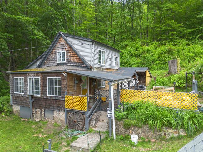236 N Main St, House other with 3 bedrooms, 1 bathrooms and null parking in Franklin NH | Image 5