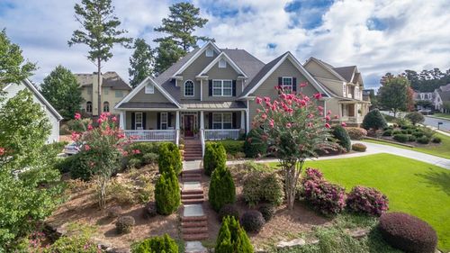 1060 Windsor Creek Dr, Grayson, GA, 30017-4953 | Card Image