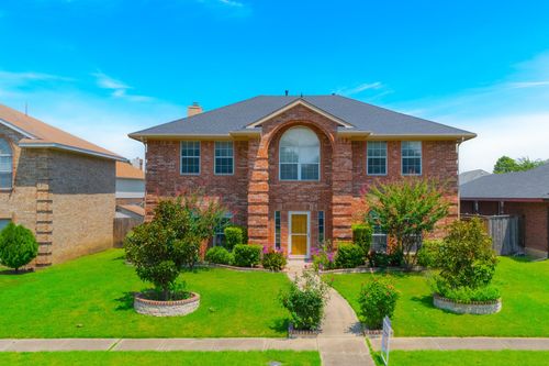 2305 Buckeye Dr, Mesquite, TX, 75181-1074 | Card Image
