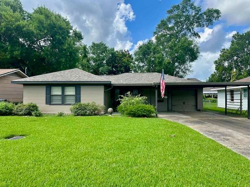 4621 Boyd Ave, Groves, TX, 77619-3705 | Card Image