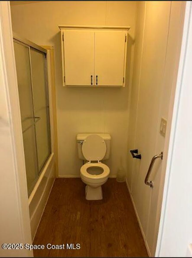 2nd Full Bathroom | Image 17