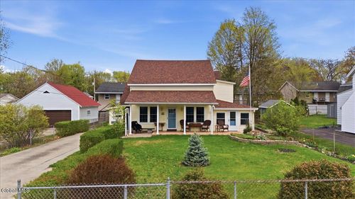 207 Main Street, South Glens Falls, NY, 12803 | Card Image