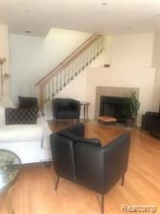 7363 Devonshire, Condo with 2 bedrooms, 3 bathrooms and null parking in West Bloomfield MI | Image 6