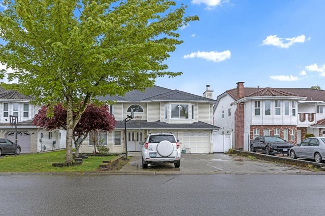 12474 90 A Avenue, House other with 3 bedrooms, 0 bathrooms and 2 parking in Surrey BC | Image 1