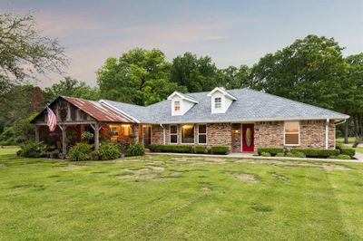 Another view of the front of the home. | Image 3