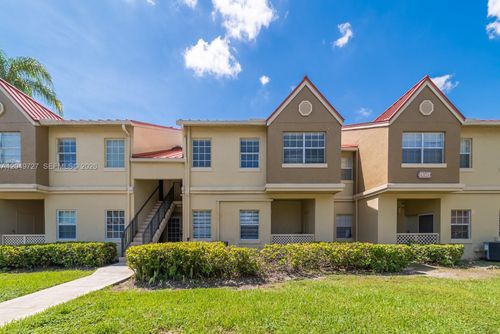 b-18308 Nw 68th Ave, Hialeah, FL, 33015-3416 | Card Image