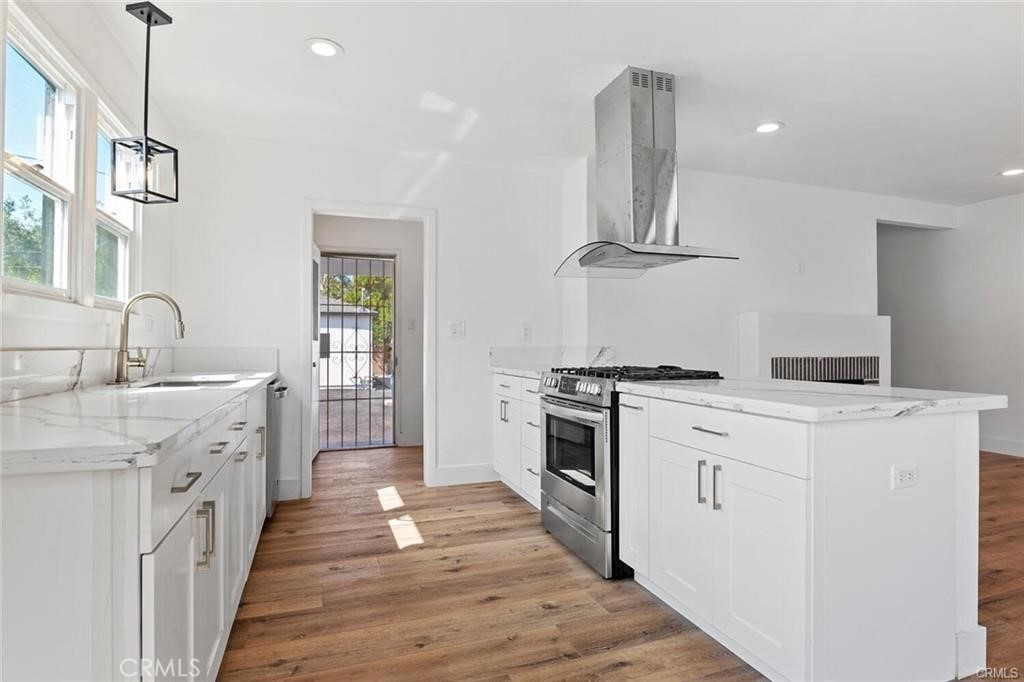 Residential Lease in North Hollywood 4