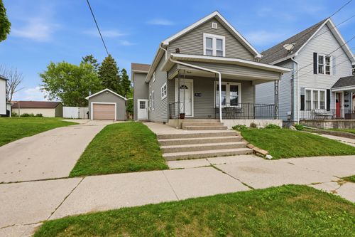 1210 Hamilton St, Manitowoc, WI, 54220 | Card Image