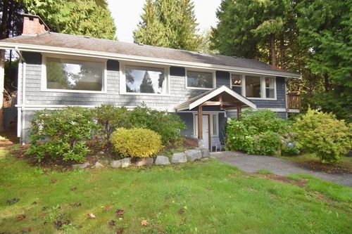958 Gower Point Rd, Gibsons, BC, V0N1V3 | Card Image