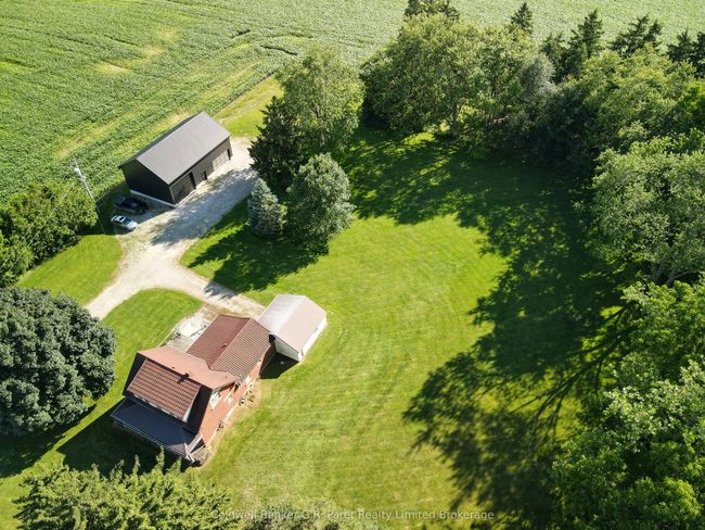 22445 Fairview Rd, House other with 3 bedrooms, 1 bathrooms and 6 parking in Thorndale ON | Image 4