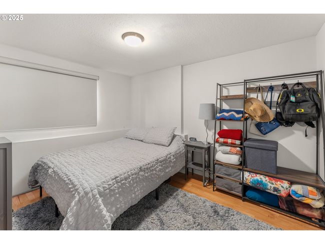UNIT-13 - 47 Eagle Crest Dr, Condo with 2 bedrooms, 1 bathrooms and null parking in Lake Oswego OR | Image 12