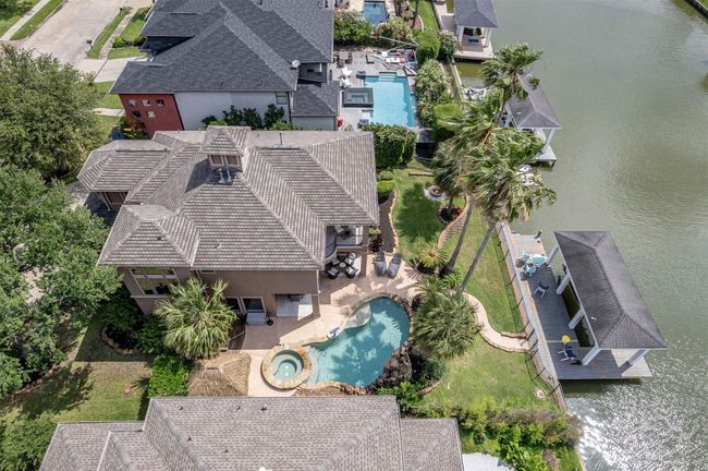 2938 N Island Dr, House other with 4 bedrooms, 3 bathrooms and 2 parking in Seabrook TX | Image 11