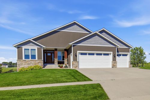 515 21st Pl Ne, Kasson, MN, 55944-2212 | Card Image