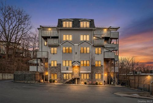 unit-301-2 Kerestier Ct, Monroe, NY, 10950-1938 | Card Image