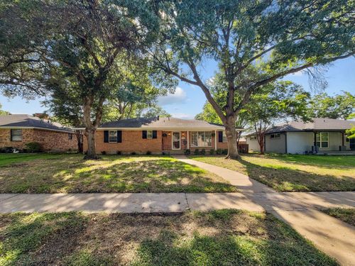 2109 Lansdowne Dr, Garland, TX, 75040-3343 | Card Image