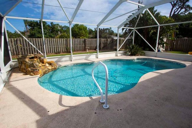 1019 Se Euclid Ln, House other with 3 bedrooms, 2 bathrooms and null parking in Port St Lucie FL | Image 36