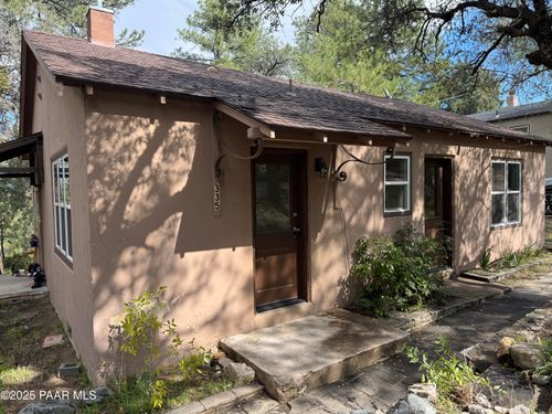 335 Pioneer Dr, Prescott, AZ, 86303-4142 | Card Image