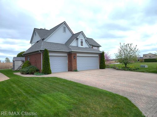 10368 Saint John Dr, Algonac, MI, 48001-4263 | Card Image