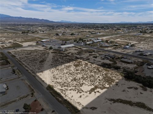 2161 Larsen Dr, Pahrump, NV, 89060 | Card Image