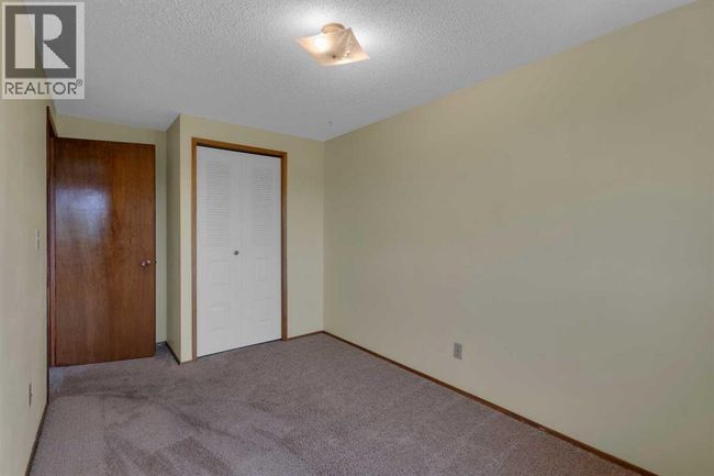 116 Silver Crest Dr Nw, Townhouse with 3 bedrooms, 2 bathrooms and 1 parking in Calgary AB | Image 23