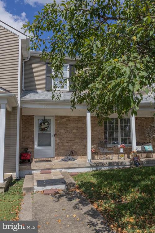 80 Mountaineer Ct, CHARLES TOWN, WV, 25414-4207 | Card Image
