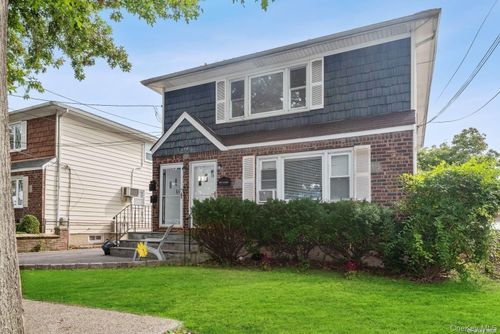 1-176 Nassau Blvd, Garden City, NY, 11530-1283 | Card Image
