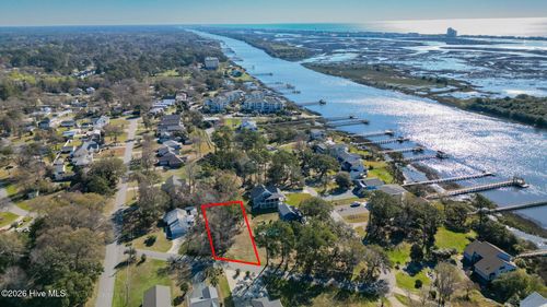 700 Waterway Dr Sw, Sunset Beach, NC, 28468-4208 | Card Image