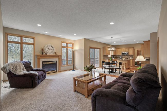 32_17606_93rd32_mls.jpg | Image 40