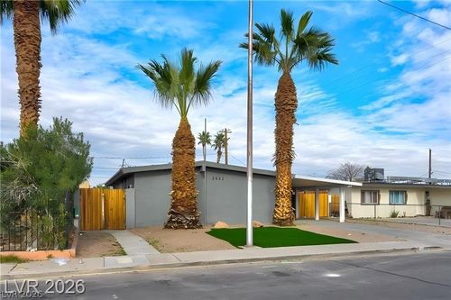 2532 Flower Ave, North Las Vegas, NV, 89030-7302 | Card Image