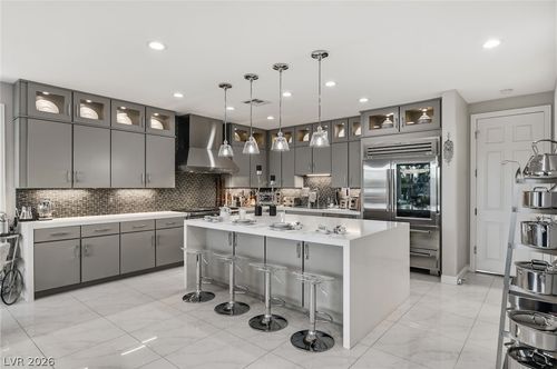 10721 Capesthorne Way, Las Vegas, NV, 89135-2243 | Card Image