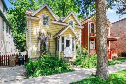 1046 Williamson St, Madison, WI, 53703-3526 | Card Image