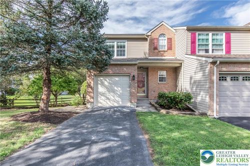 4271 David Dr, Emmaus, PA, 18049-9610 | Card Image