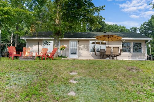 2180 Island Dr, Somerset, WI, 54025-7538 | Card Image