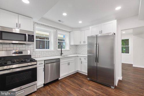 4202 Barrington Road, BALTIMORE, MD, 21229 | Card Image