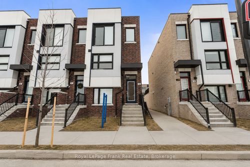 36 Bateson St, Ajax, ON, L1S7M3 | Card Image